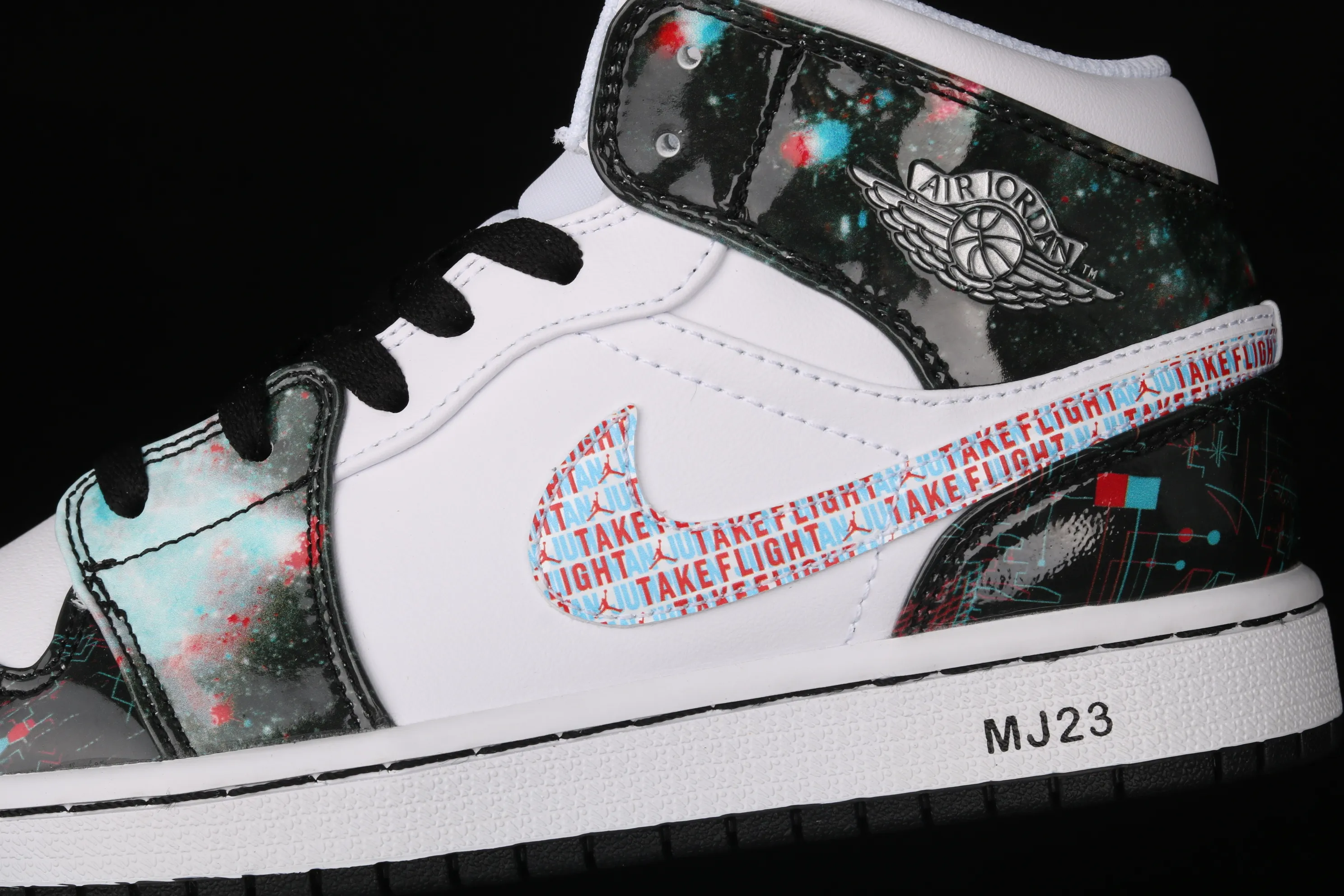 All categories Air Jordan Jordan series basketball shoes Air Jordan 1 Mid Air Jordan 1 Mid SE AJ1 Joe 1 naked eye 3D limited edition Chinese basketball shoes BQ6931-114